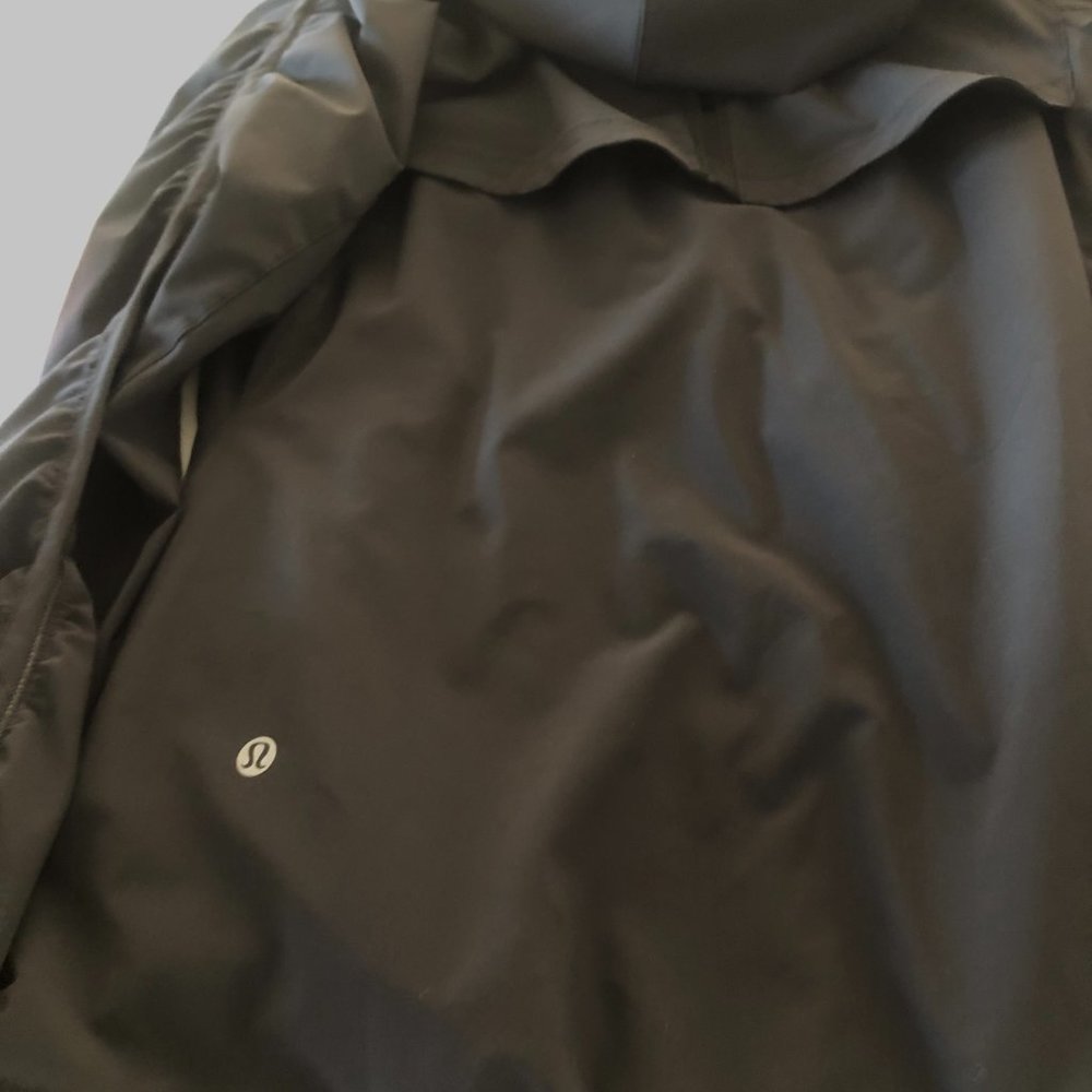 Lululemon Jacket - Picture 4 of 4